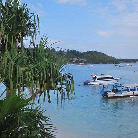 Rama Beach Inn Lembongan Exteriör bild